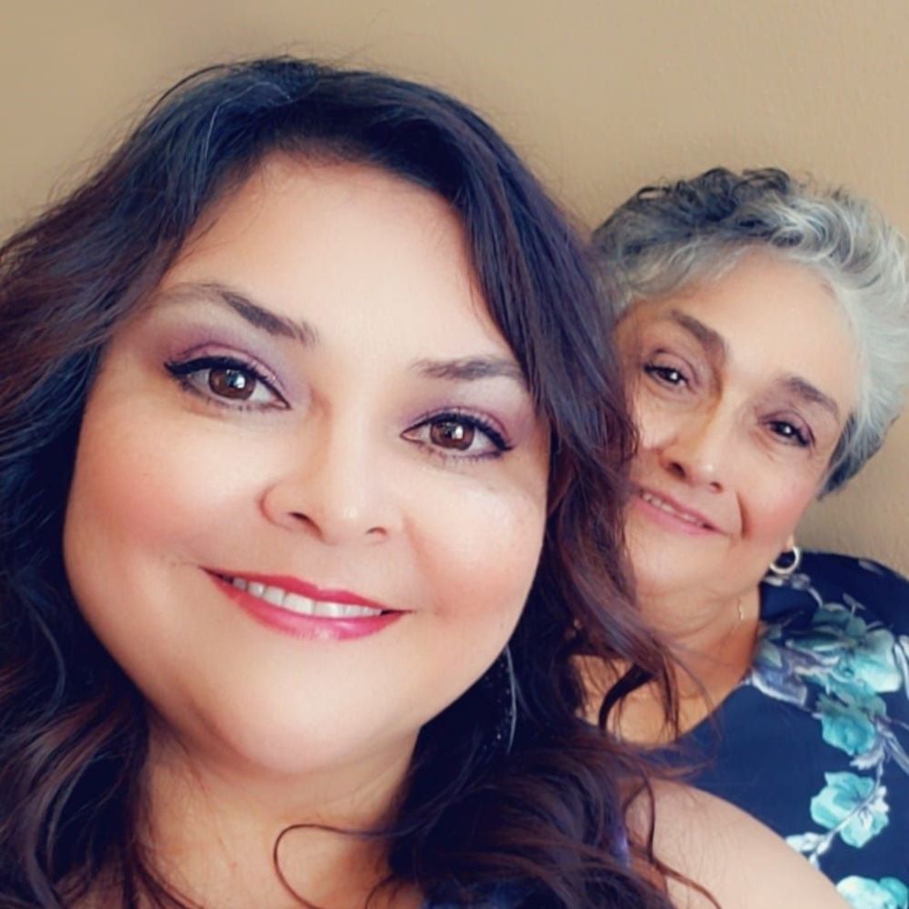 Meet your Posher, Lorena